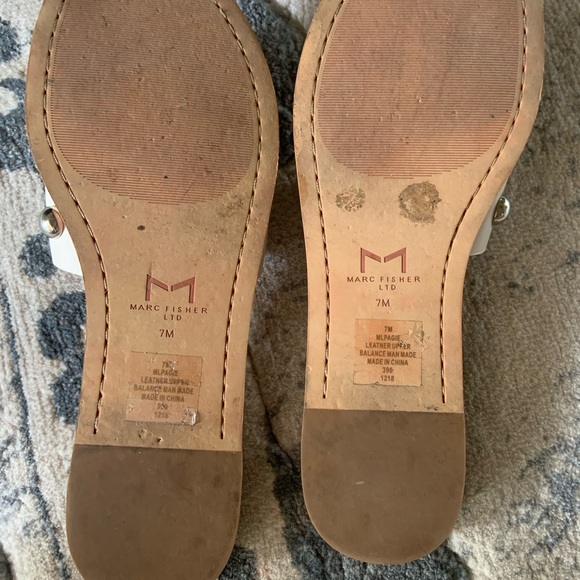 Marc Fisher slides size 7 - Picture 3 of 5